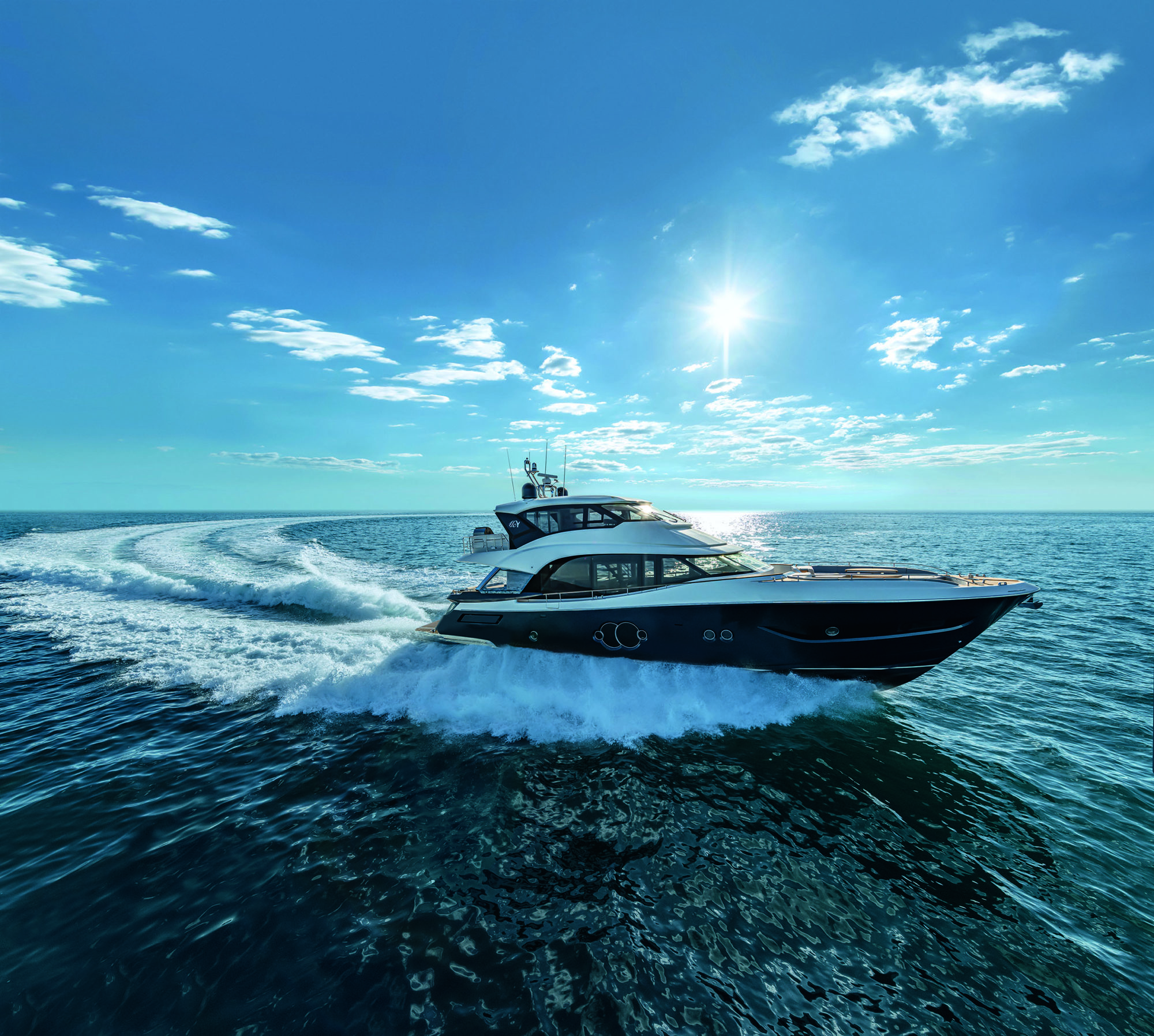 Monte Carlo Yachts - Beneteau